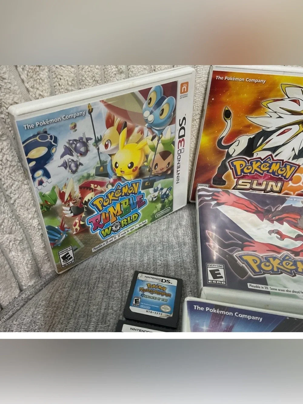 Nintendo 3DS XL with 11 games